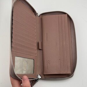 Lavemi RFID Blocking Leather Wallet Wristlet 9x4